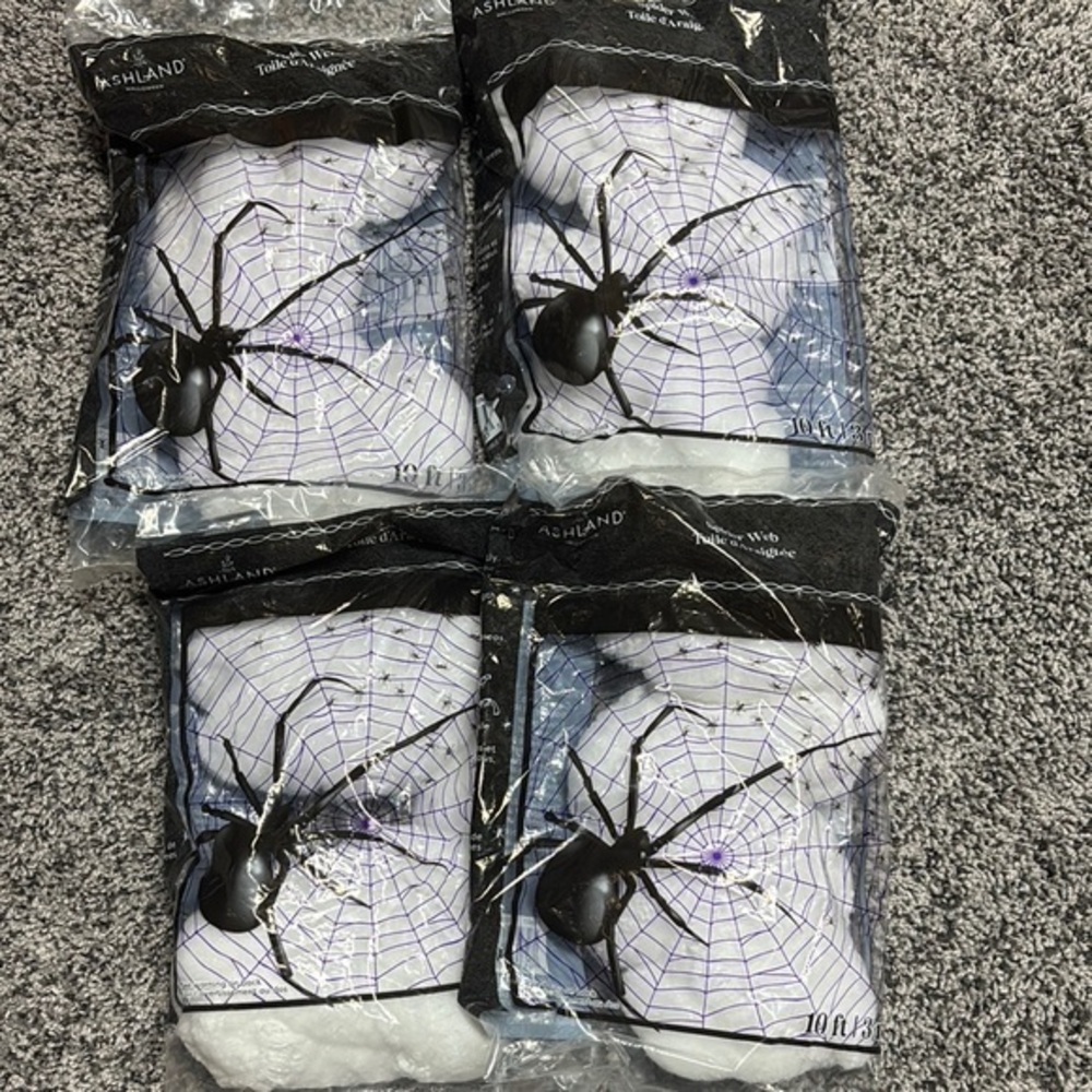 Ashland Black Spider Web